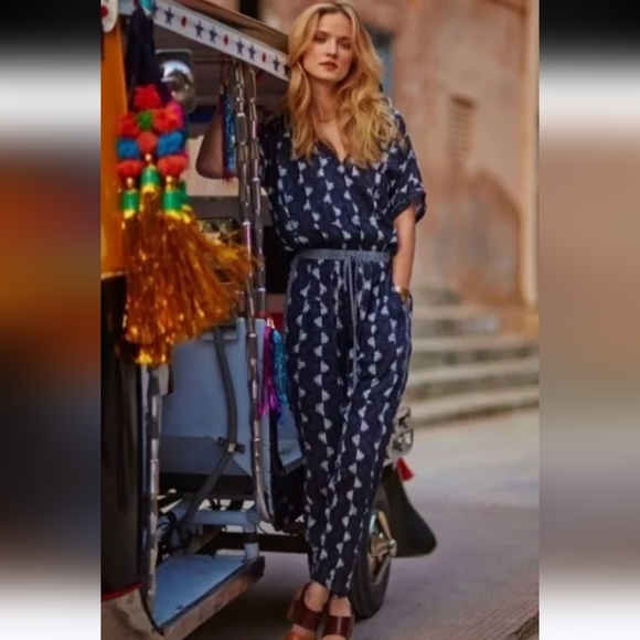 Velvet by Graham and Spencer Cady Indian Challis Jumpsuit Size Large - Picture 4 of 12